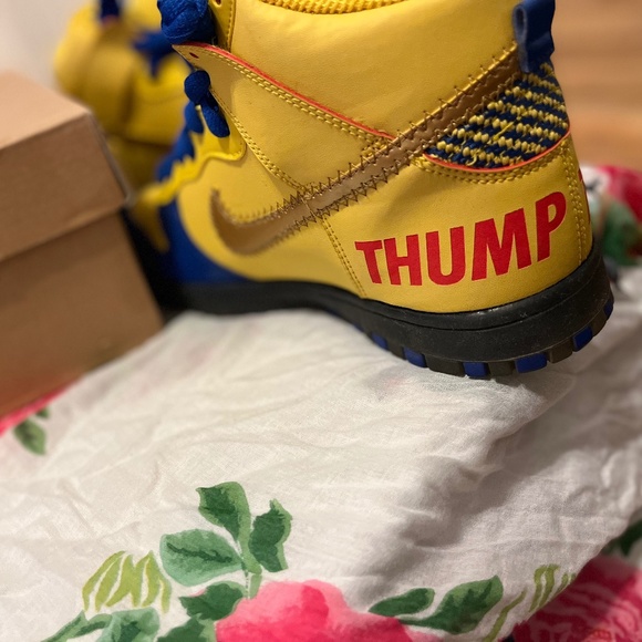 2012 Doernbecher Nike Dunks - Picture 3 of 3